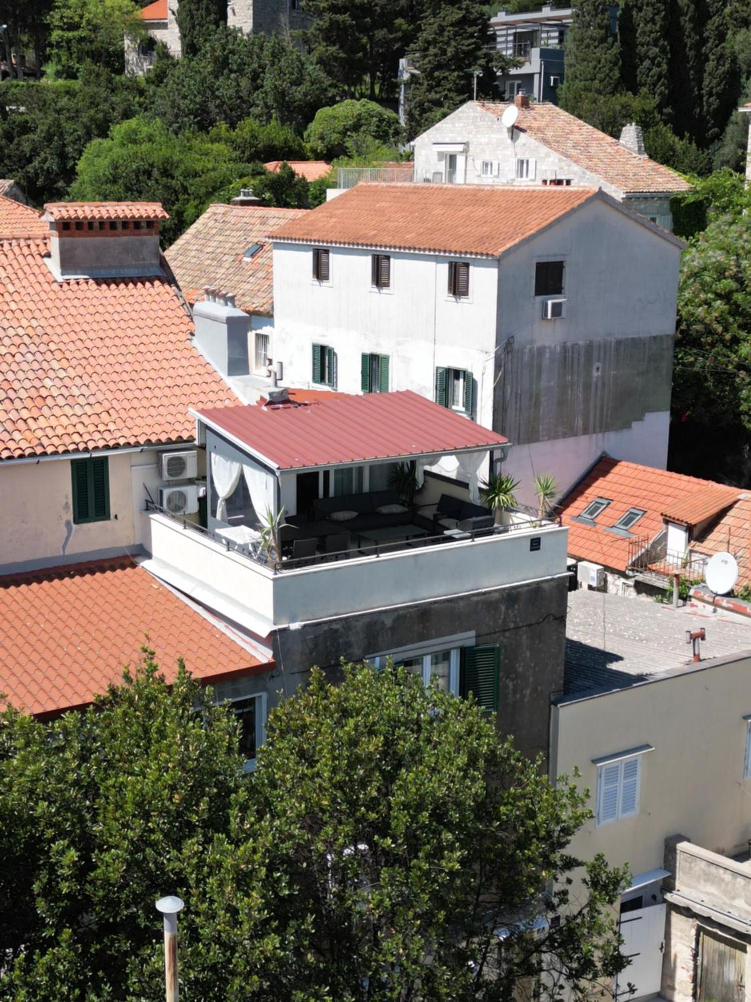 Prime Location Penthouse Apt With A Large Terrace Σπλιτ Εξωτερικό φωτογραφία