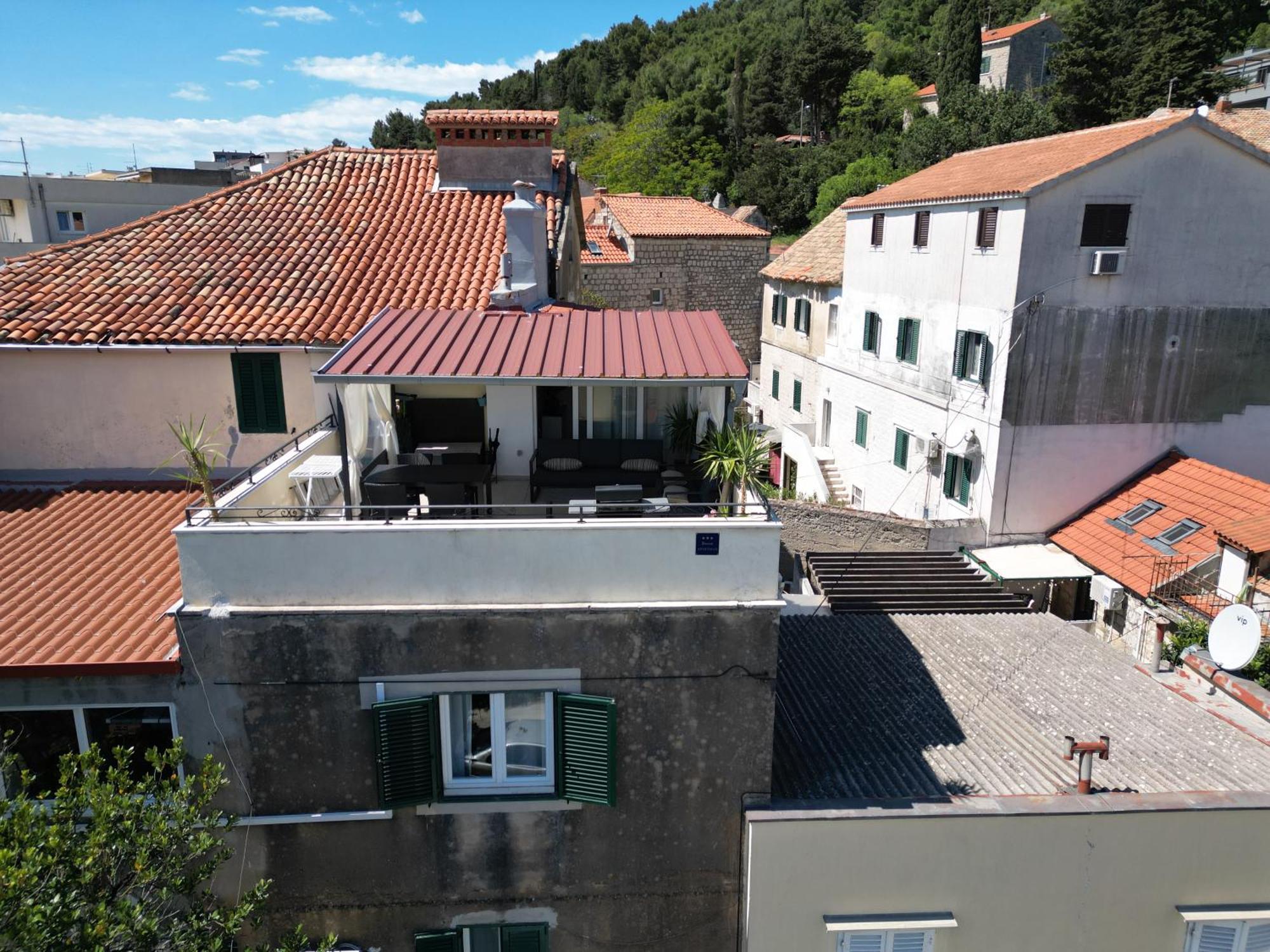 Prime Location Penthouse Apt With A Large Terrace Σπλιτ Εξωτερικό φωτογραφία